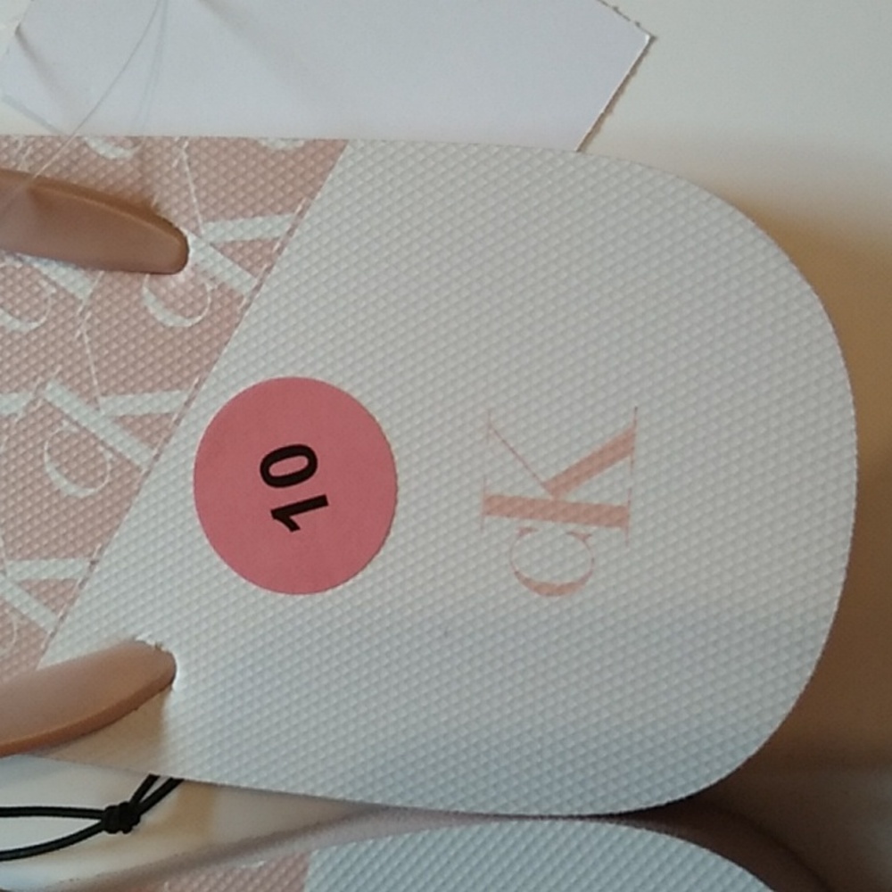 Nwt Calvin Klein Flip Flop (10) - Picture 3 of 8